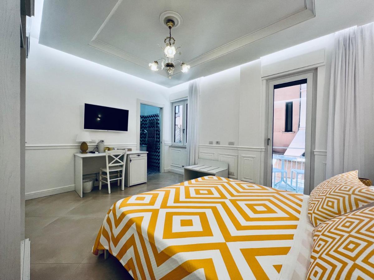 Palazzo Mauro Sorrento Luxury Rooms エクステリア 写真
