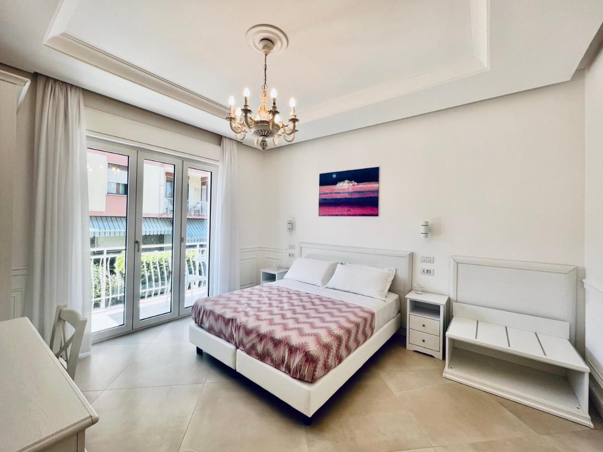 Palazzo Mauro Sorrento Luxury Rooms エクステリア 写真